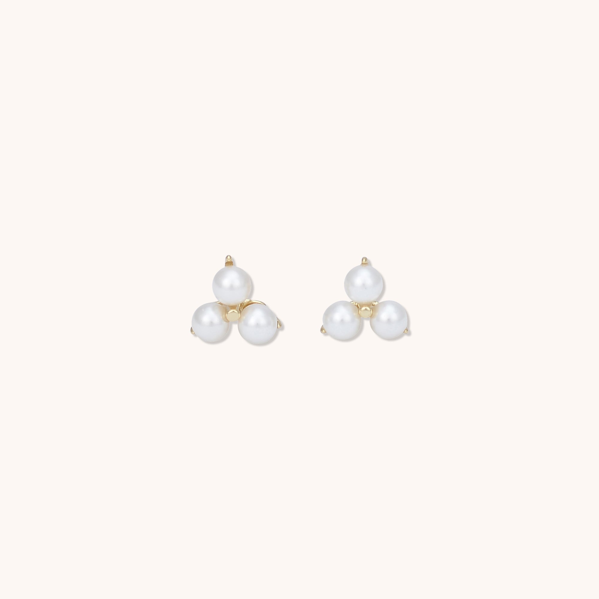 Lotus Pearl Earrings Gold